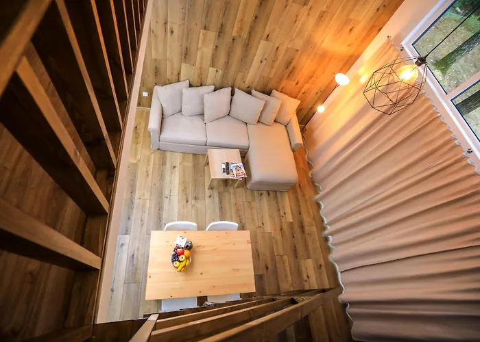 カントリーハウス Bizon Village