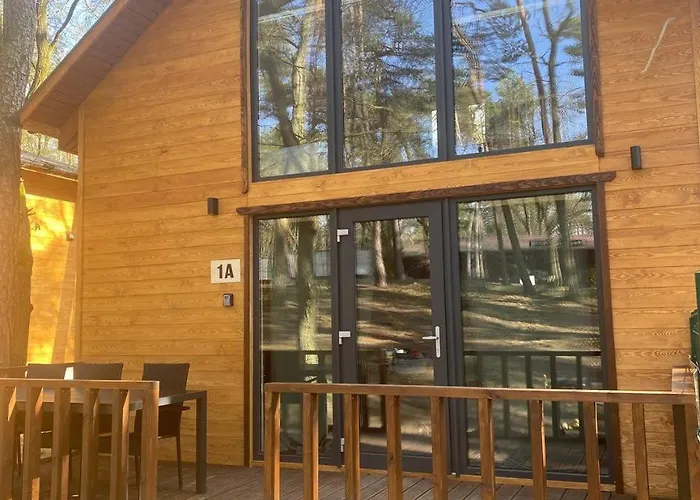 カントリーハウス Bizon Village