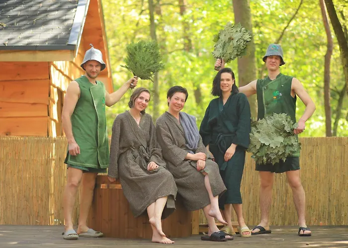 カントリーハウス Bizon Village Zalesie Górne